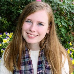 Meet your Posher, Caroline